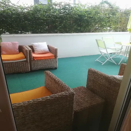 Apartment Mirela 2 *