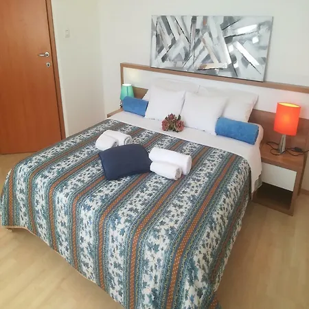 Mirela 2 Apartment *