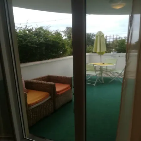 Apartment Mirela 2 Petrcane